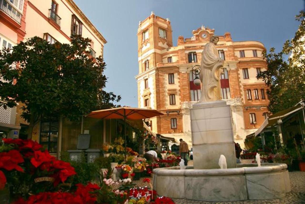 La Linda Little Apartments Cadiz Luaran gambar
